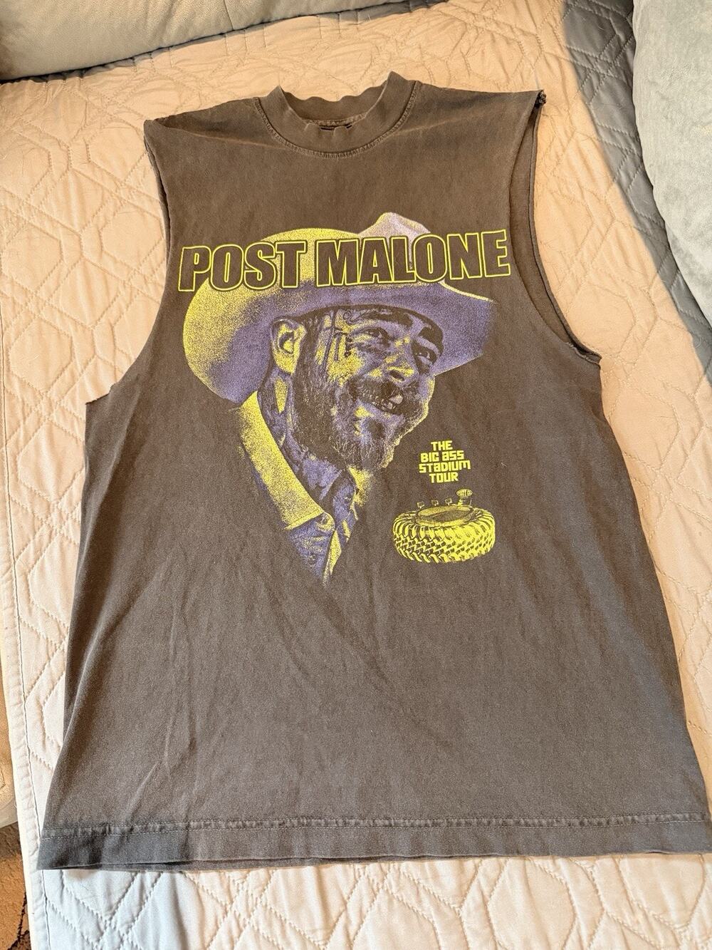 Post Malone Big Ass Stadium Tour 2025 Official Shirt Men’s Small Posty Co